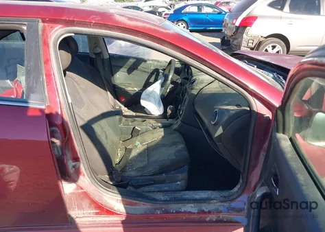 2010 Pontiac G6 from USA, damaged, VIN 1G2ZA5E02A4101260